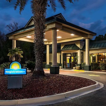 Days Inn By Wyndham Richmond Hill/Savannah Exterior foto