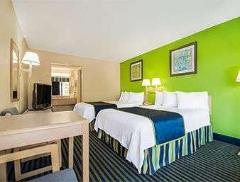 Days Inn By Wyndham Richmond Hill/Savannah Habitación foto